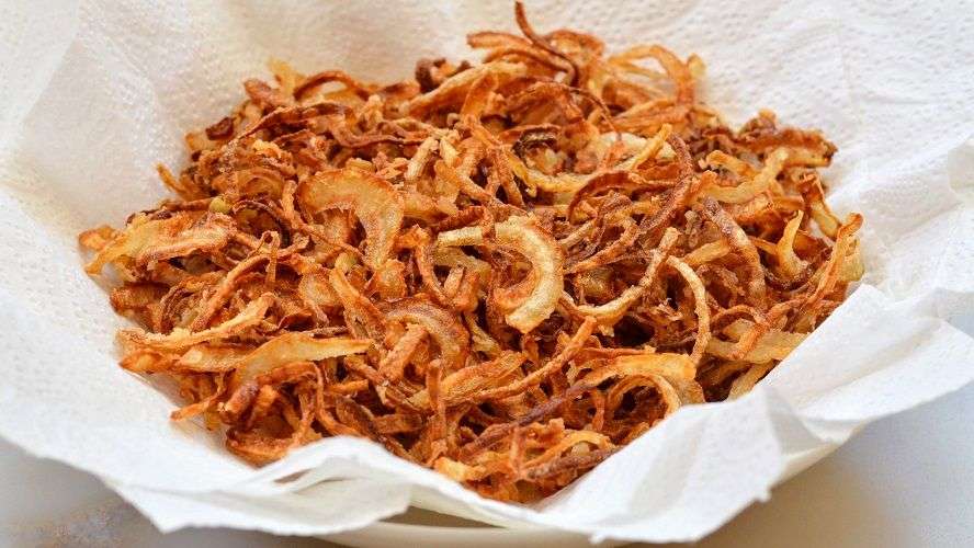 Cebola crispy: onde comprar, usos e como escolher