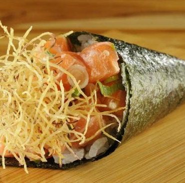 Temaki com cebola palha: acrescente crocância a culinária asiática